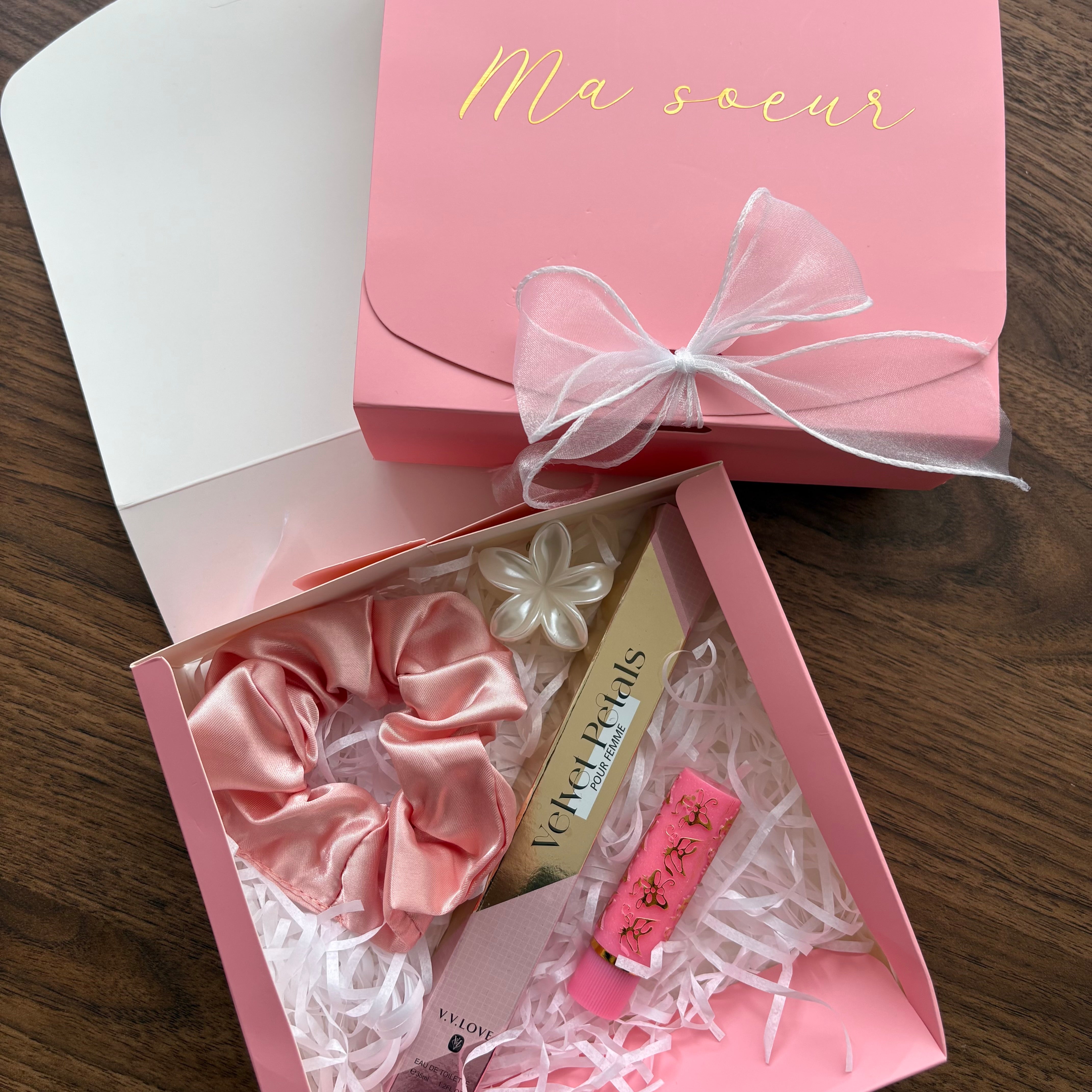 BEAUTY BOX ROSÉE - ÉDITION AÏD