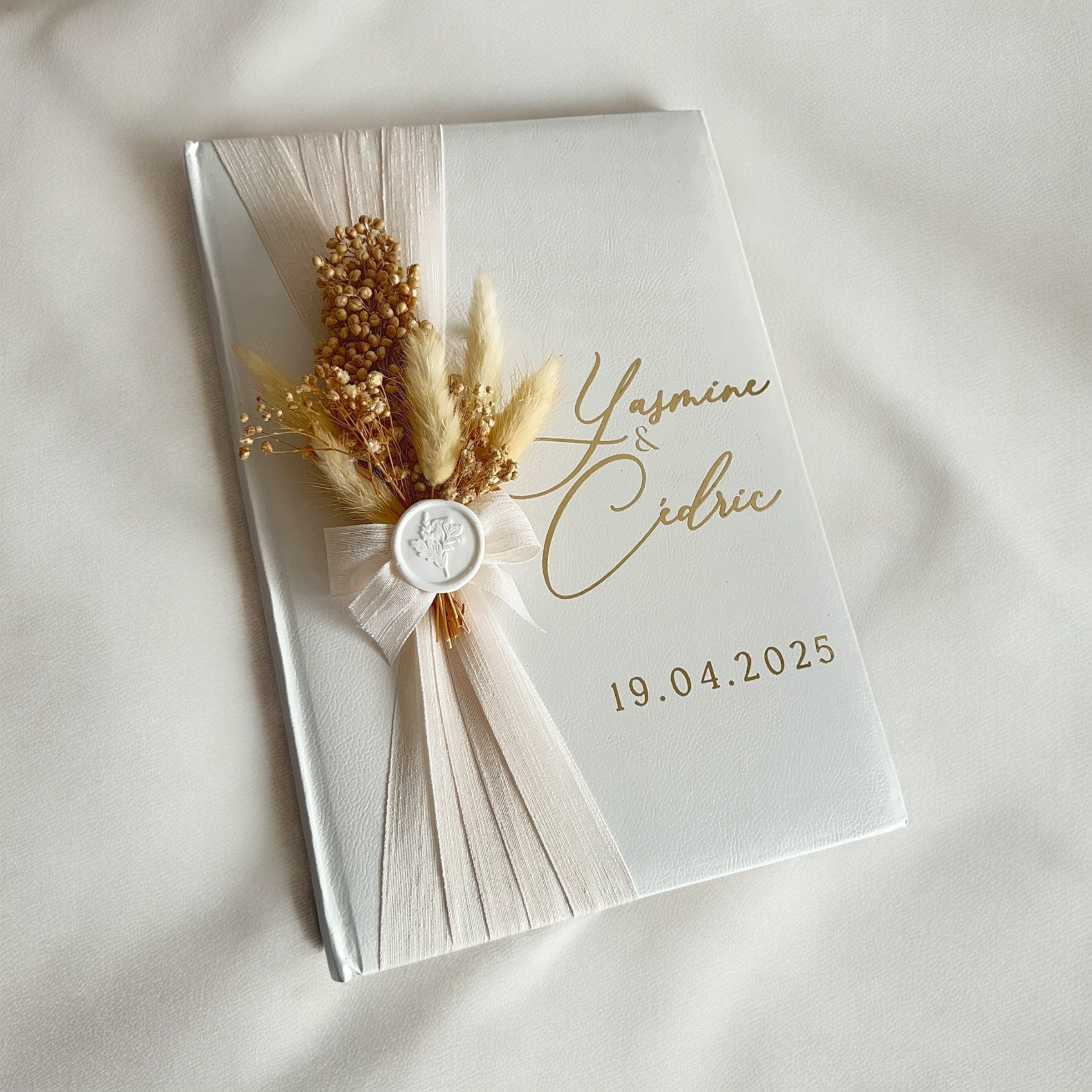 LIVRE D’OR NUDE MARIAGE FLEURS SÉCHÉES