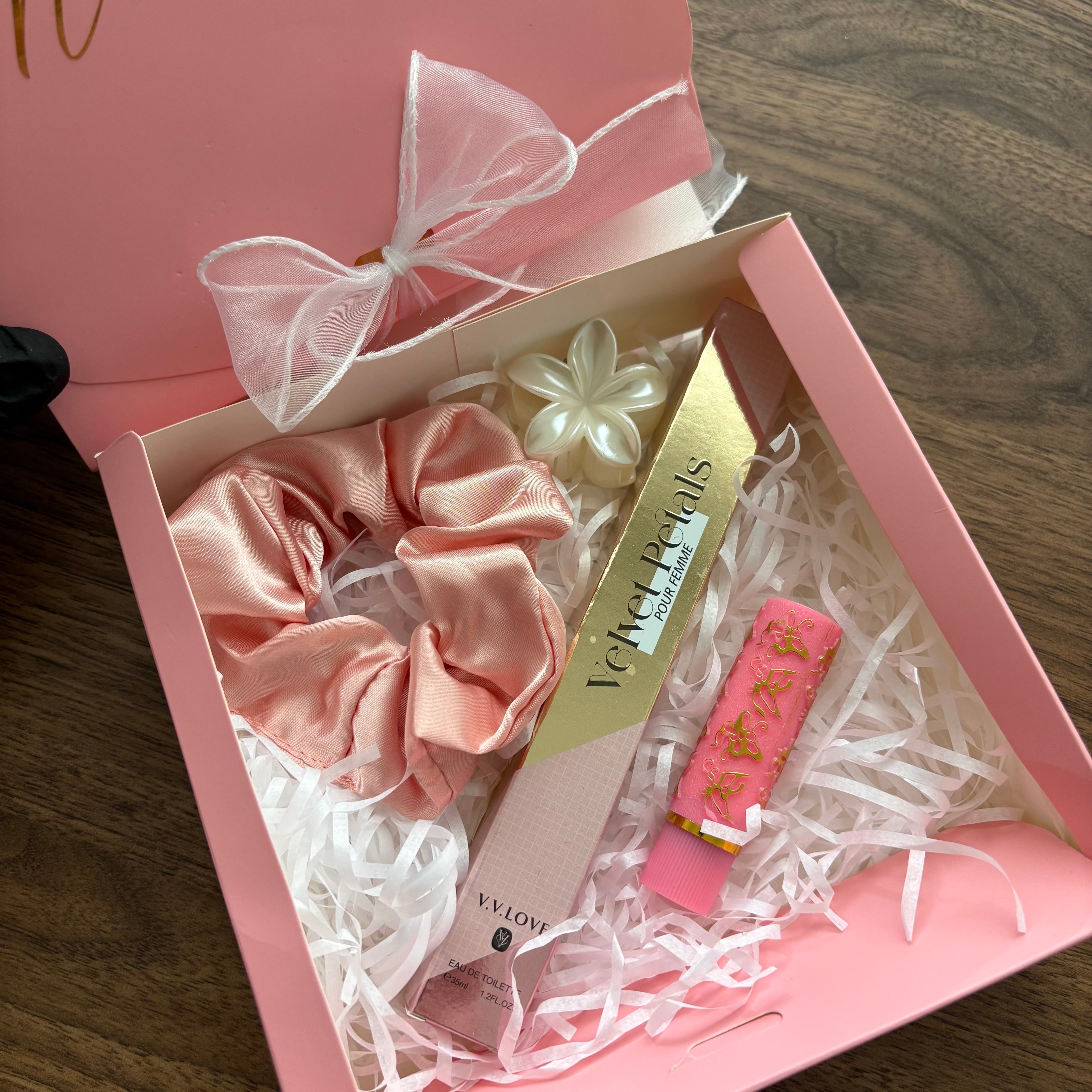BEAUTY BOX ROSÉE - ÉDITION AÏD