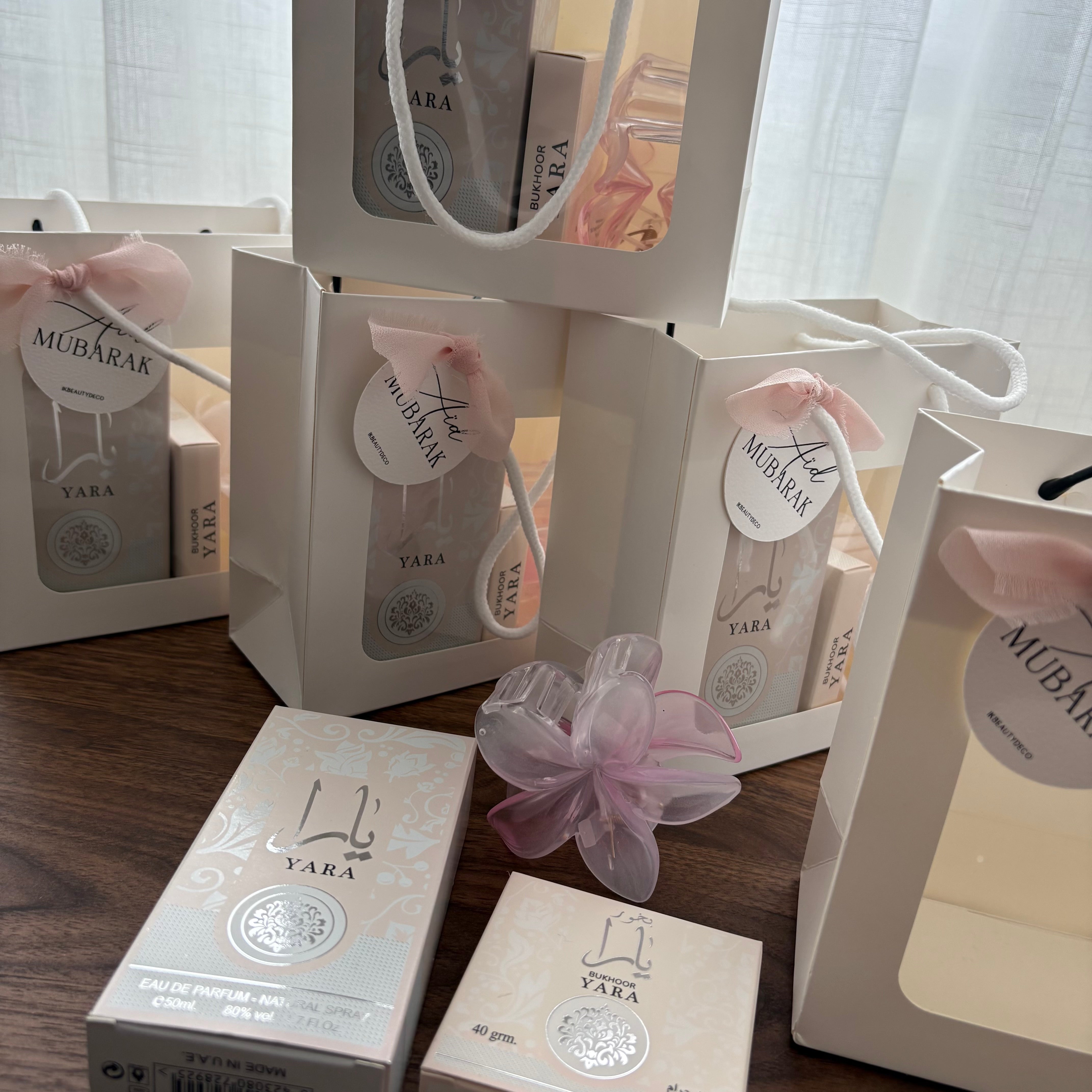 COFFRET CADEAU YARA ROSE - ÉDITION AÏD